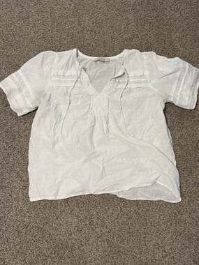 LOFT White Dobby Cotton Short Sleeve Peasant Blouse with Lace Trim